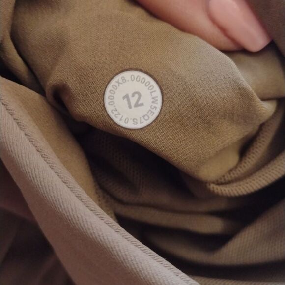 Lululemon Stretch High Rise Jogger Artifact color brown tan pants 12 short - Picture 8 of 14